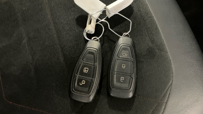 Ford Fiesta 1.0 EcoBoost Hybrid mHEV 125 ST-Line Vignale 5dr Petrol Hatchback